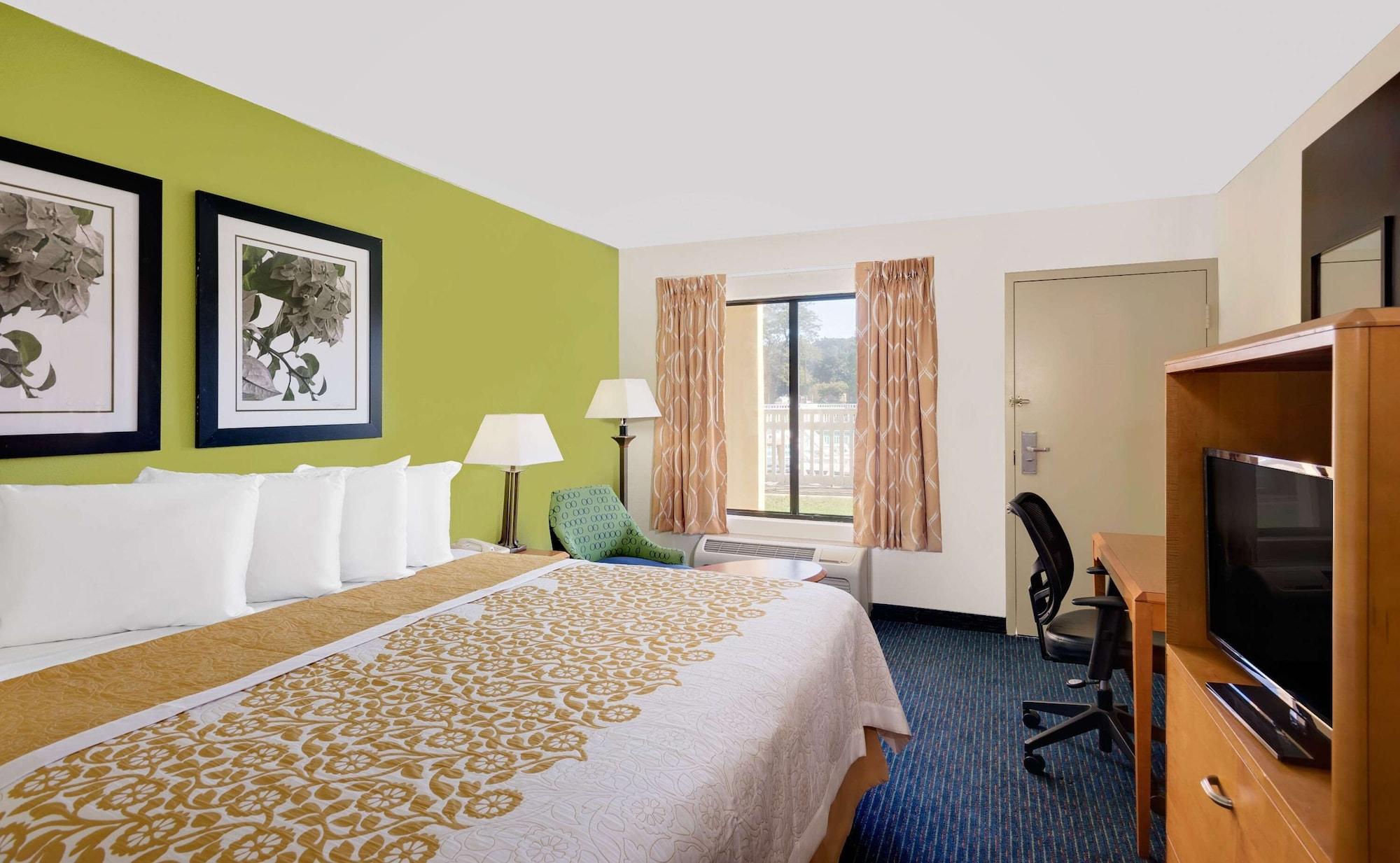 Days Inn By Wyndham Easton Dış mekan fotoğraf